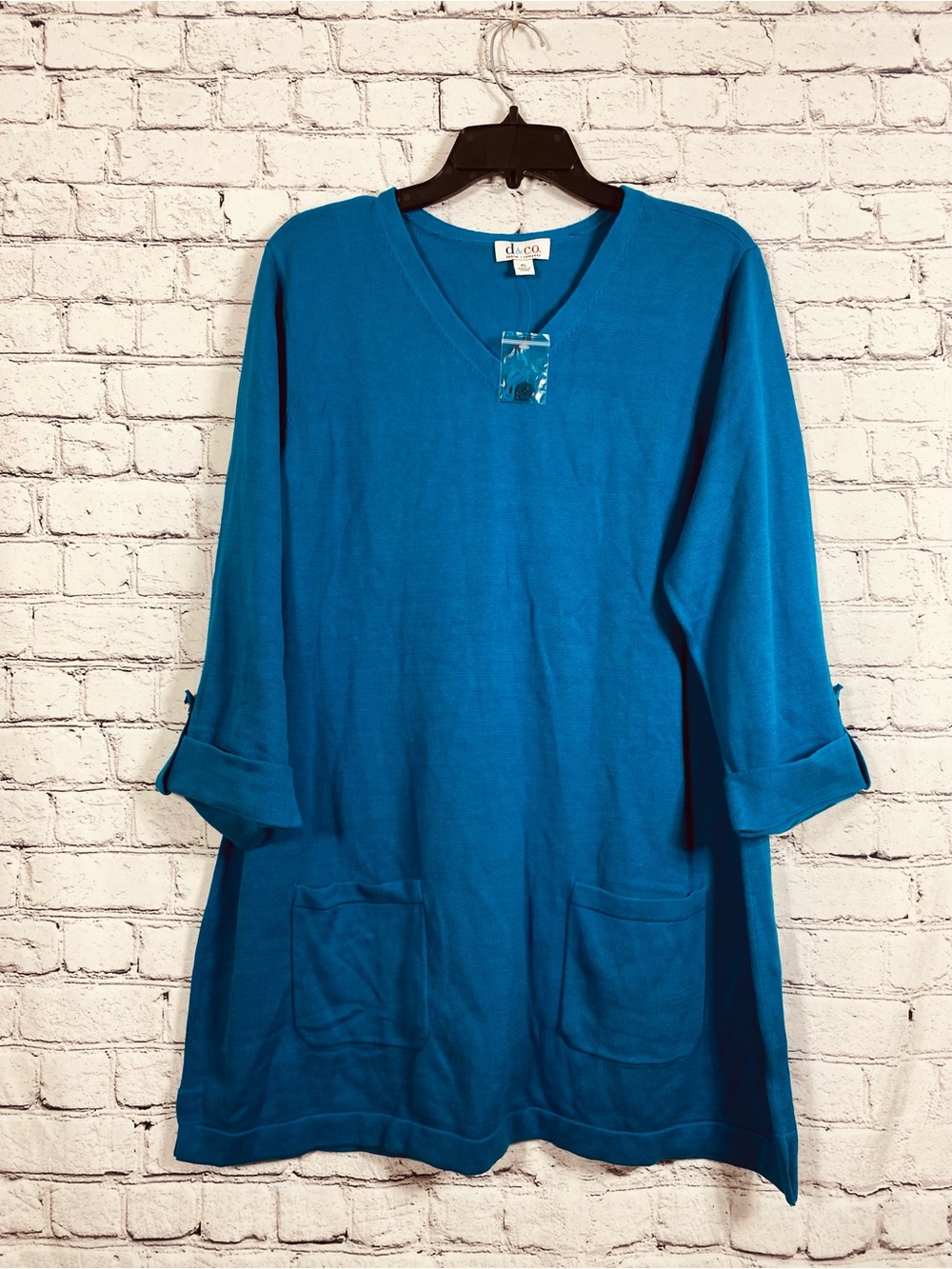 d&co Denim‎ & Company Turquoise Tunic Sweater XL Roll Tab Sleeve V Neck Pockets
